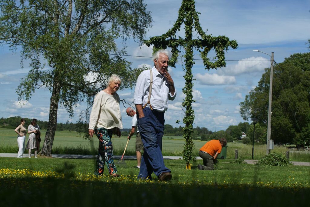 Traditionell midsommarfirande med Widbo Hembygdsförening.