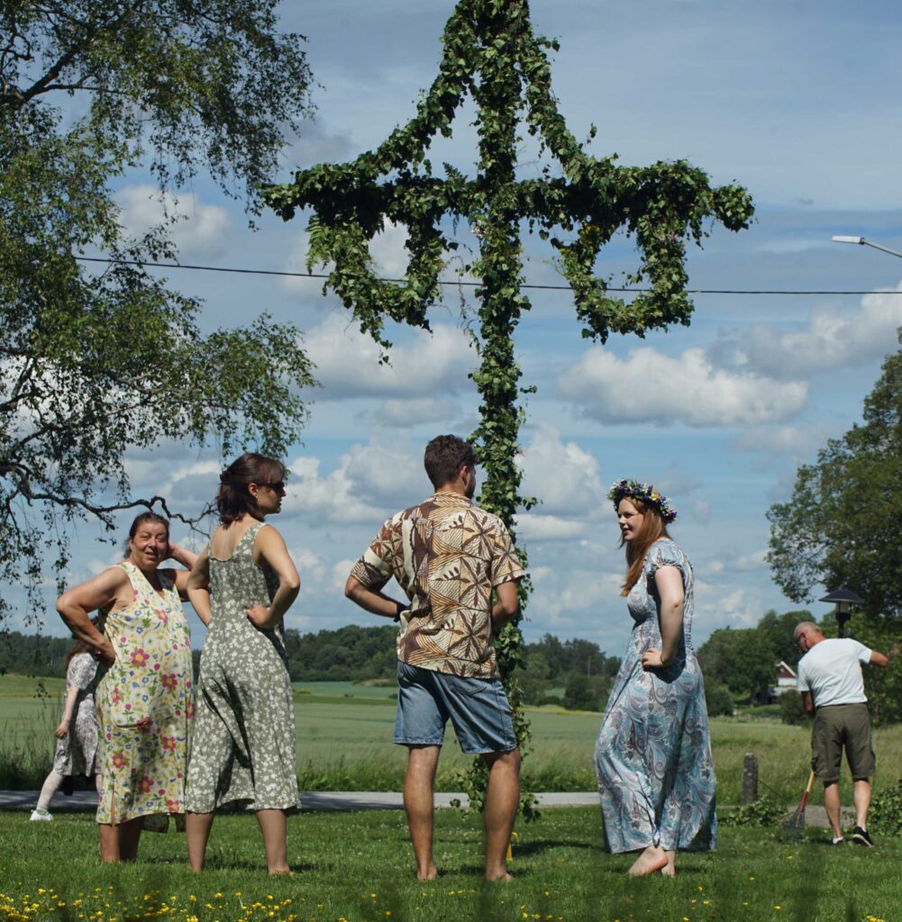 Traditionell midsommarfirande med Widbo Hembygdsförening.